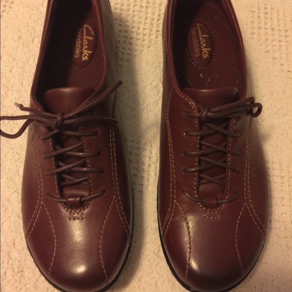 bendable clarks womens shoes